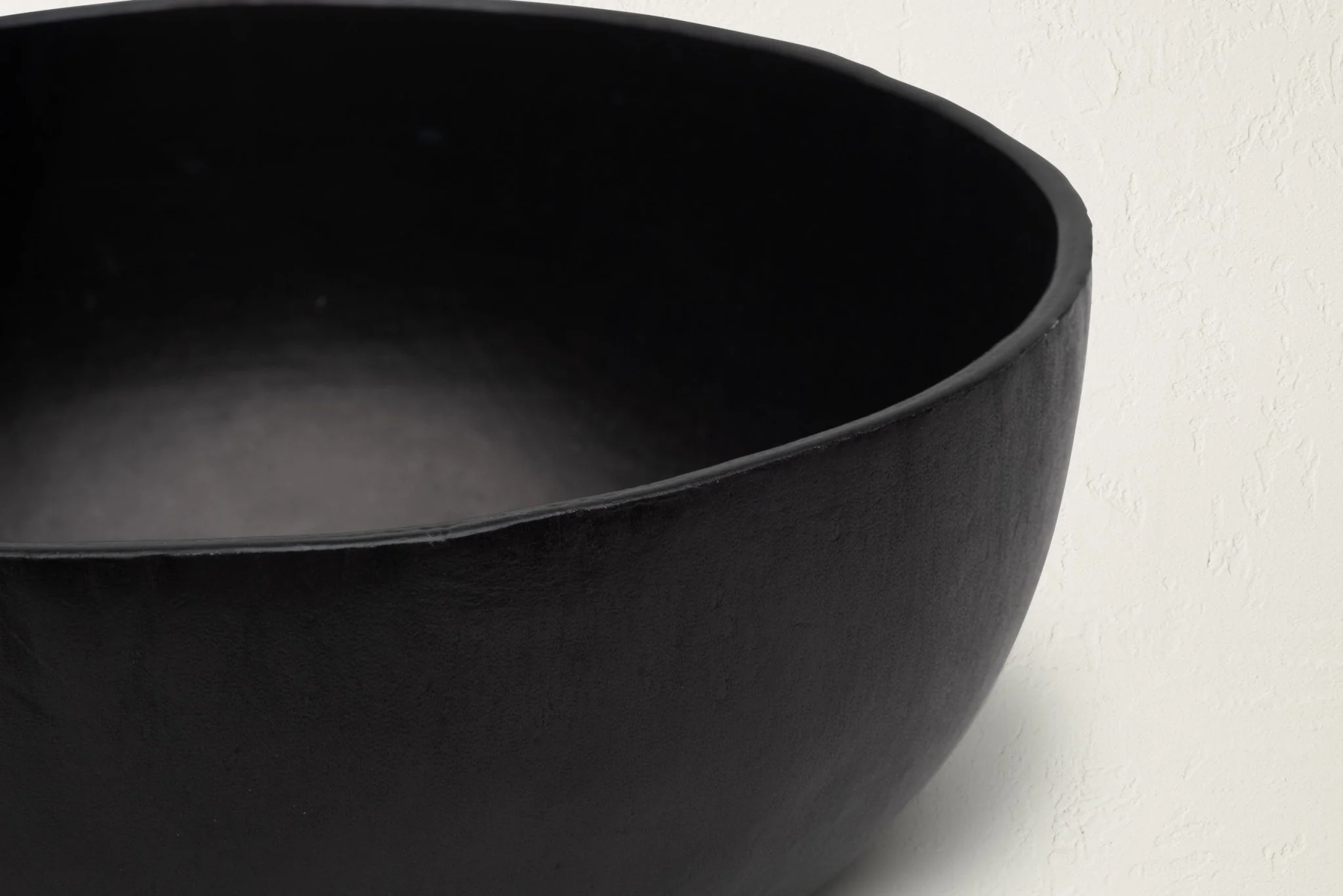 The Bowl in Molded Leather - Image 7