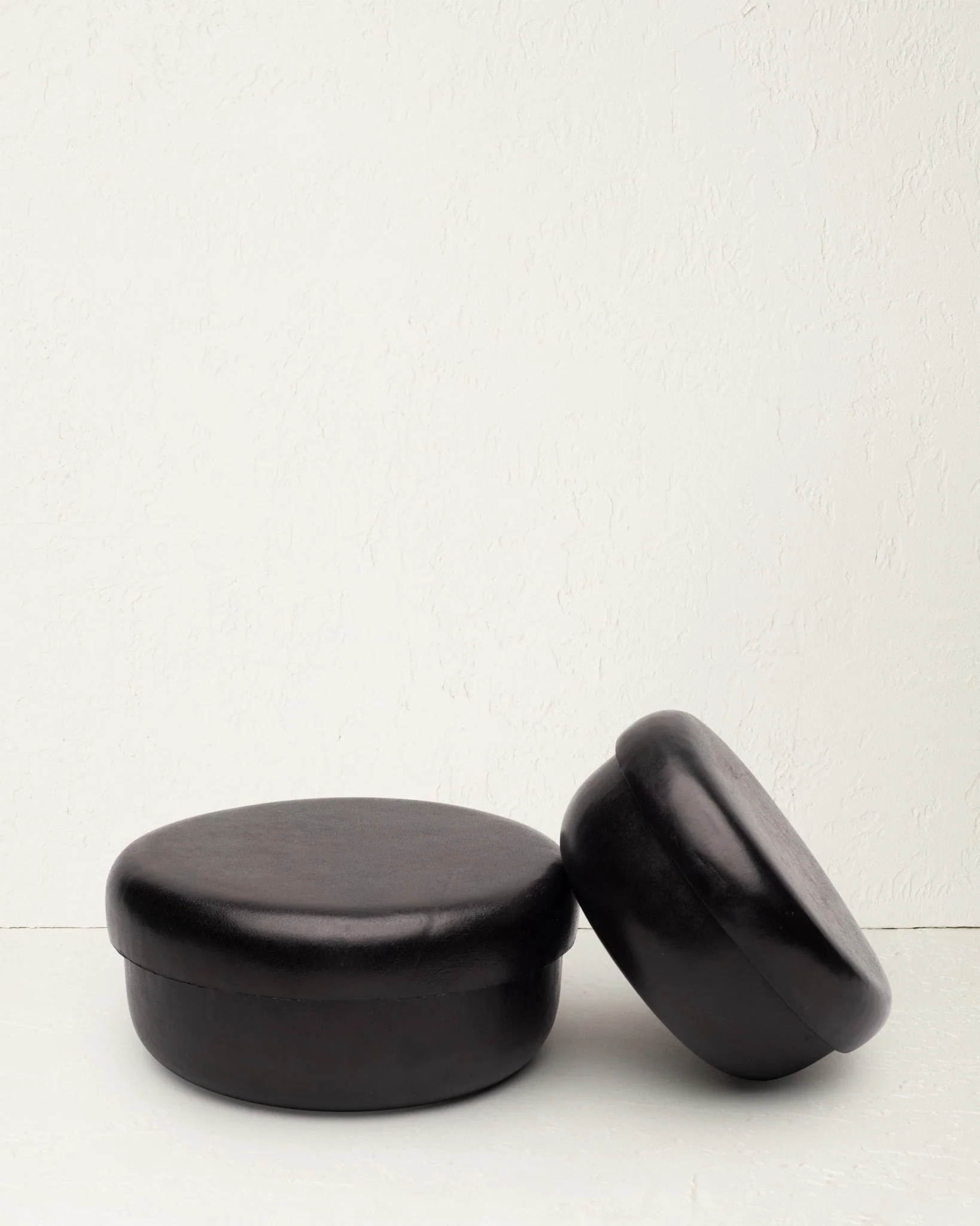 The Box Set in Molded Leather - Image 3