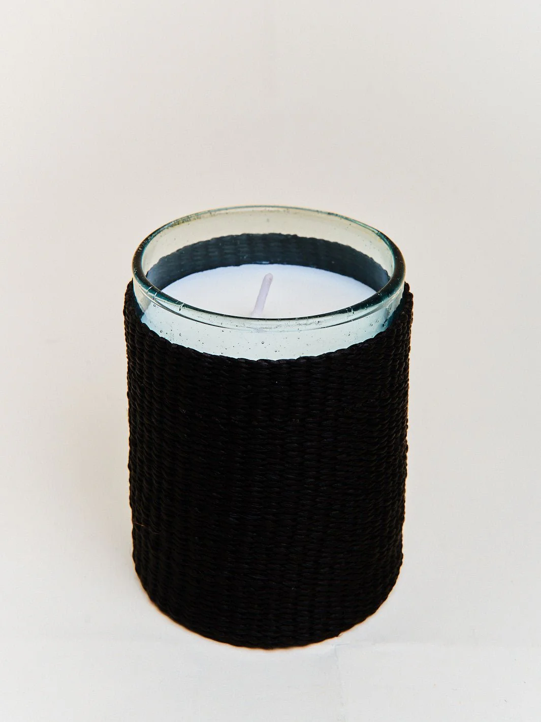 The Candle in Handwoven Iraca - Image 3