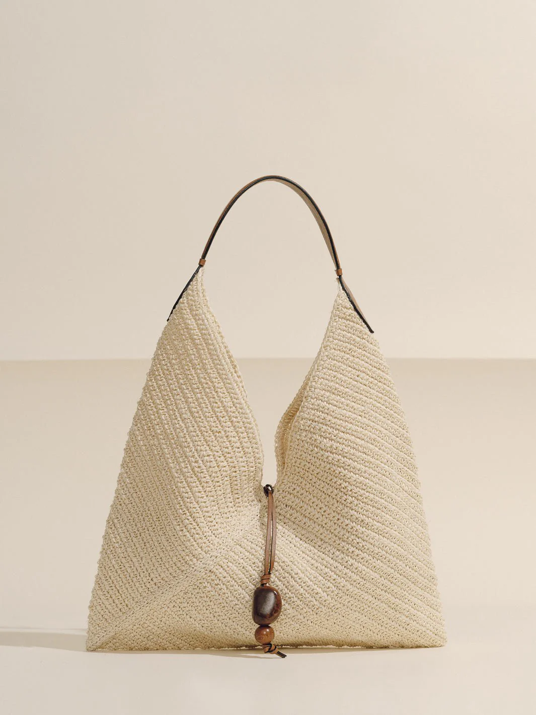 The Large Origami in Handwoven Fique - Image 3