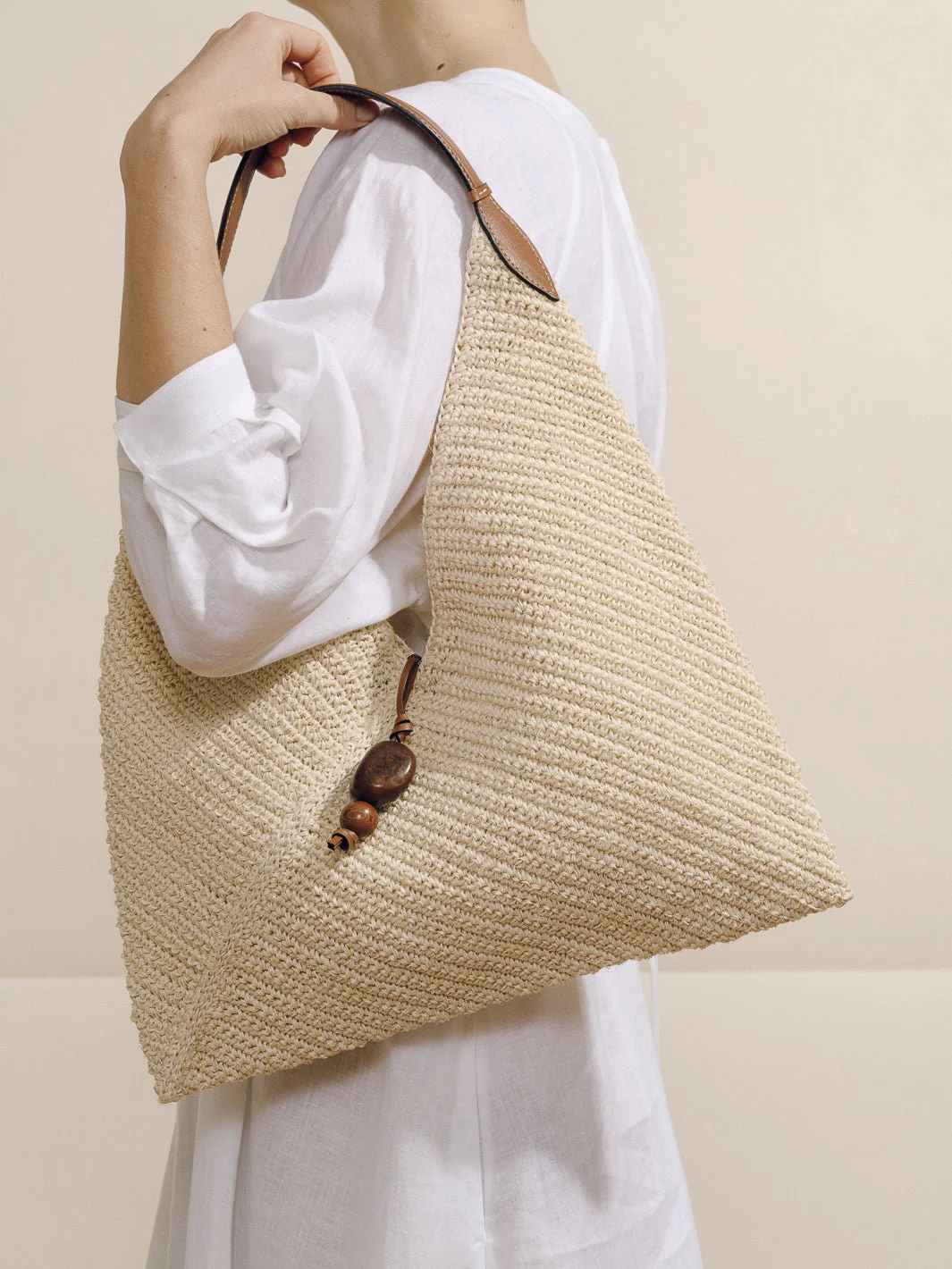 The Large Origami in Handwoven Fique - Image 4