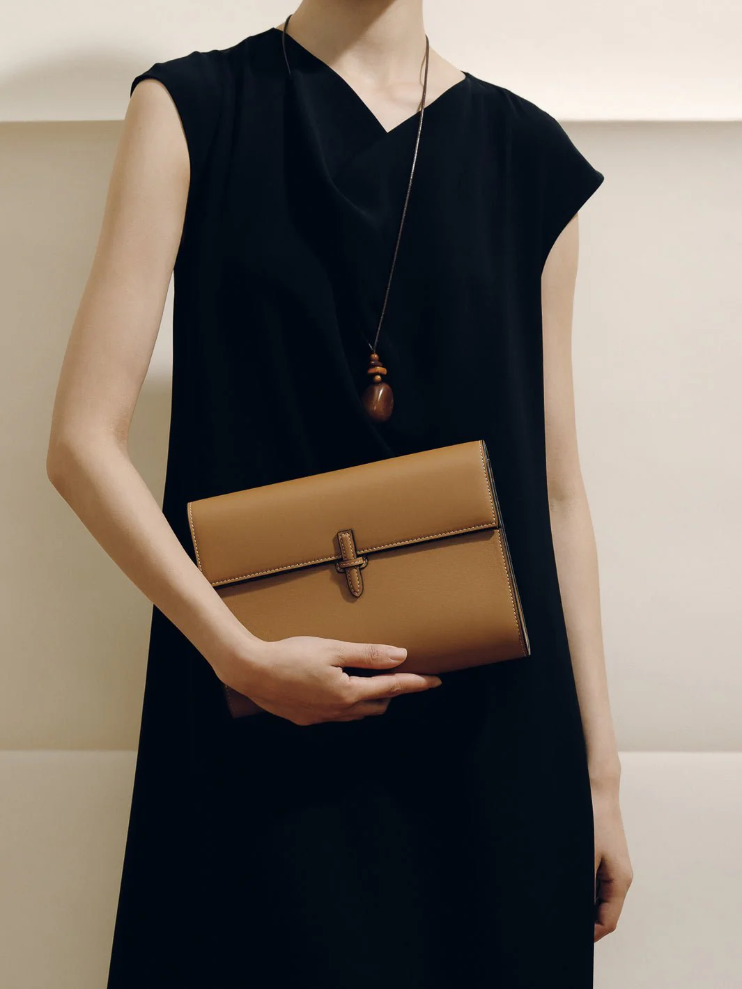 The Large Soft Clutch in Nappa - Image 22