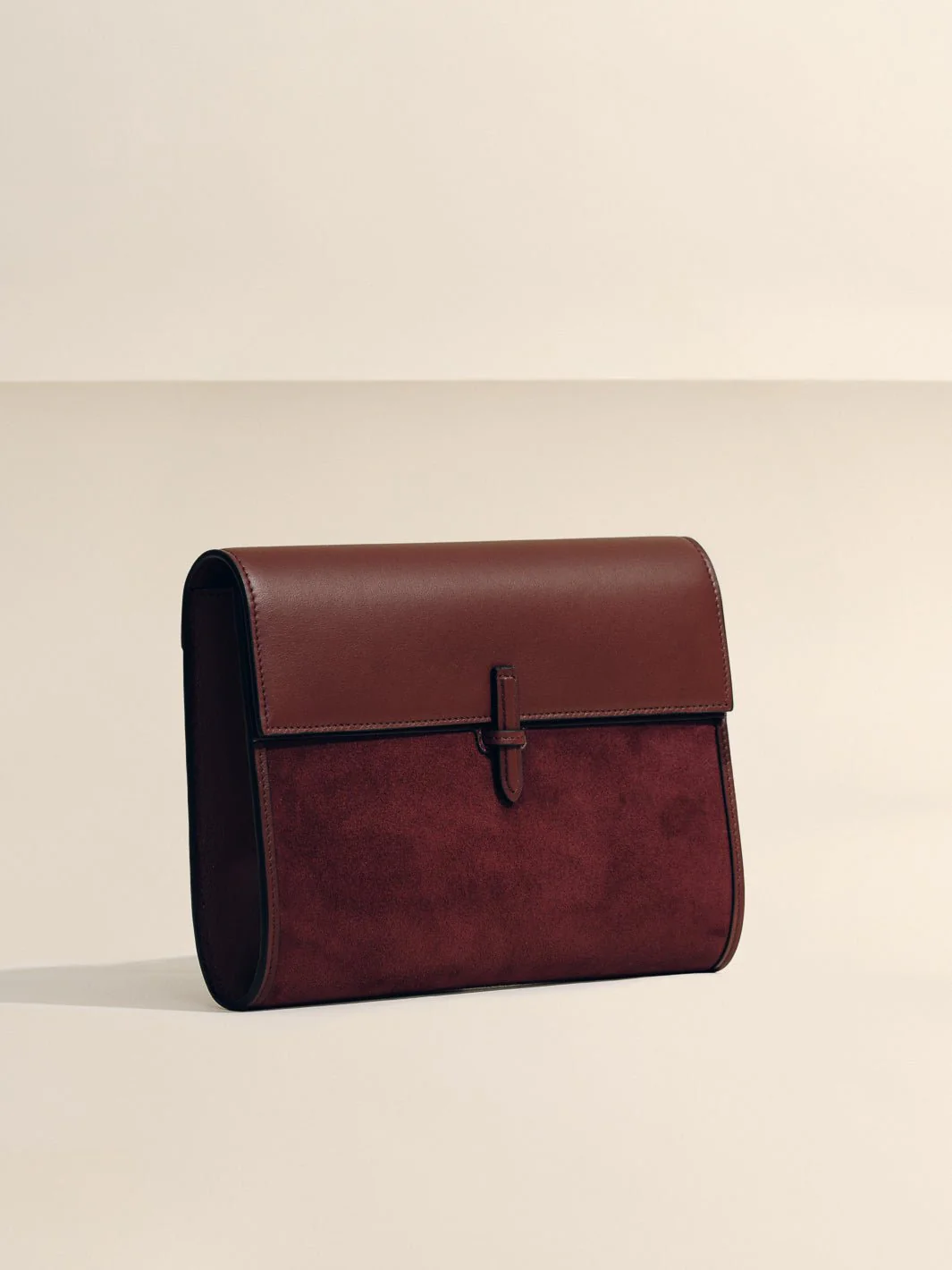 The Large Soft Clutch in Suede - Image 3