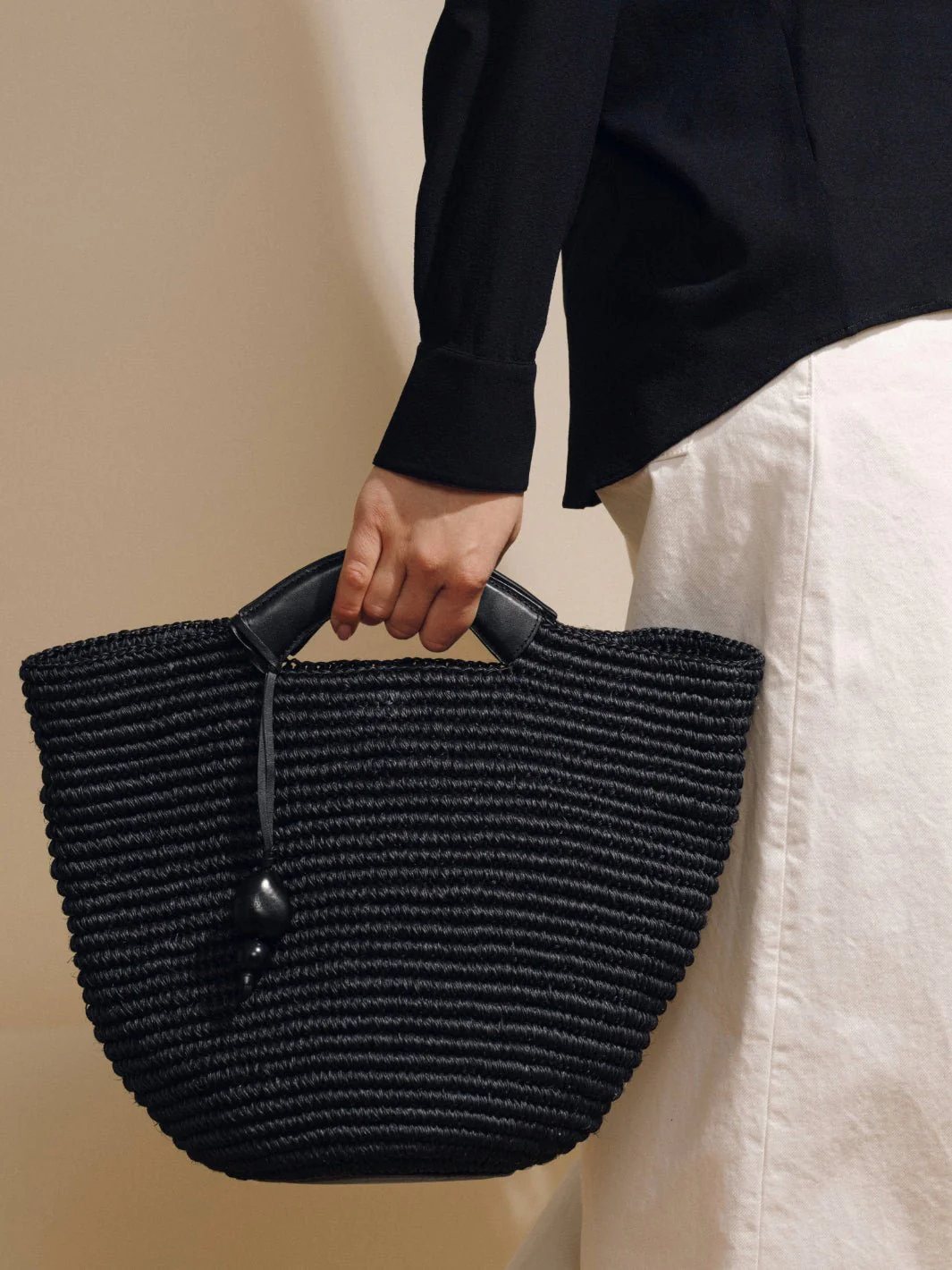 The Large Woven Shopper in Handwoven Fique - Image 12