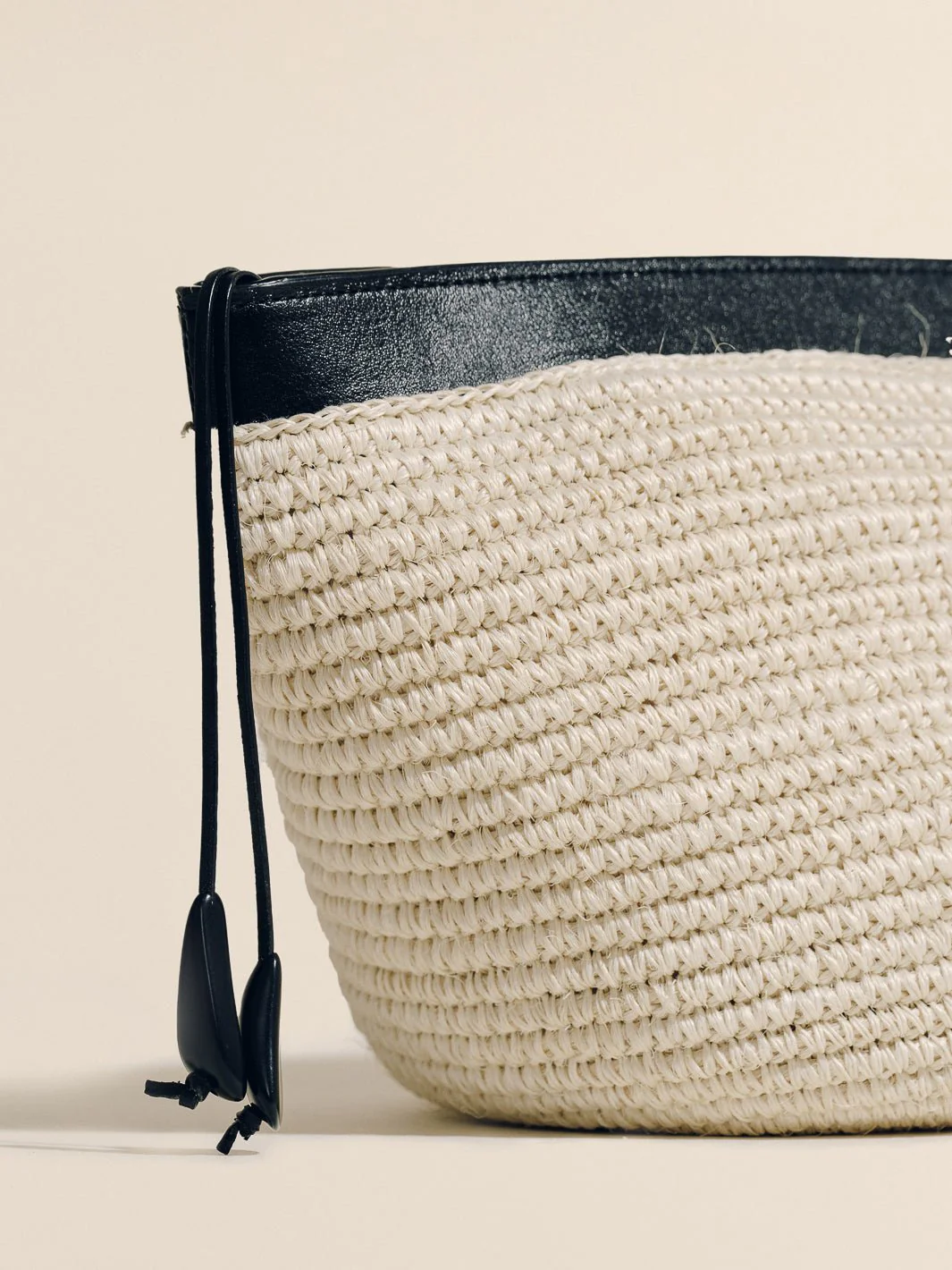 The Large Zip Clutch in Handwoven Fique - Image 10