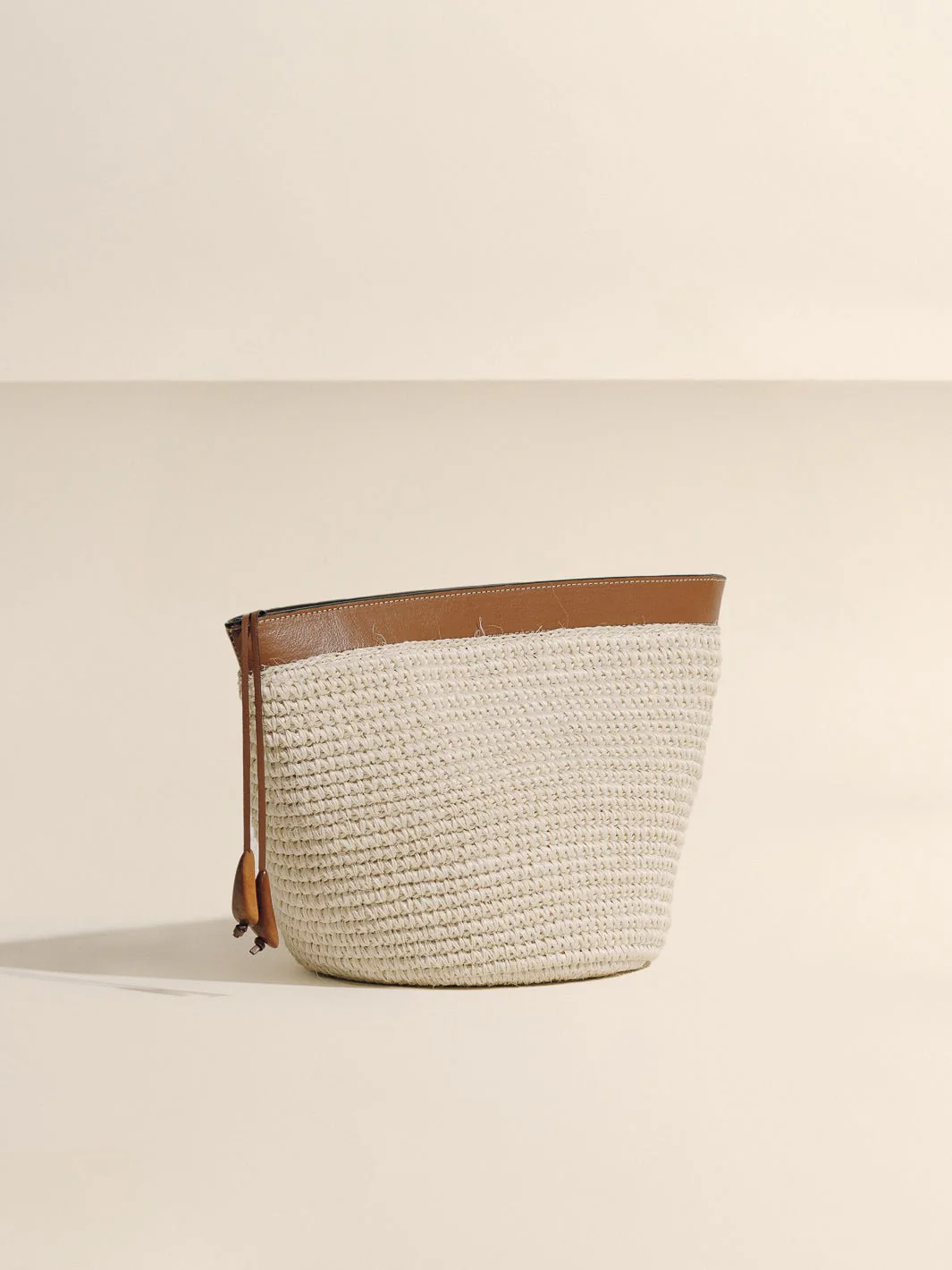 The Large Zip Clutch in Handwoven Fique - Image 3