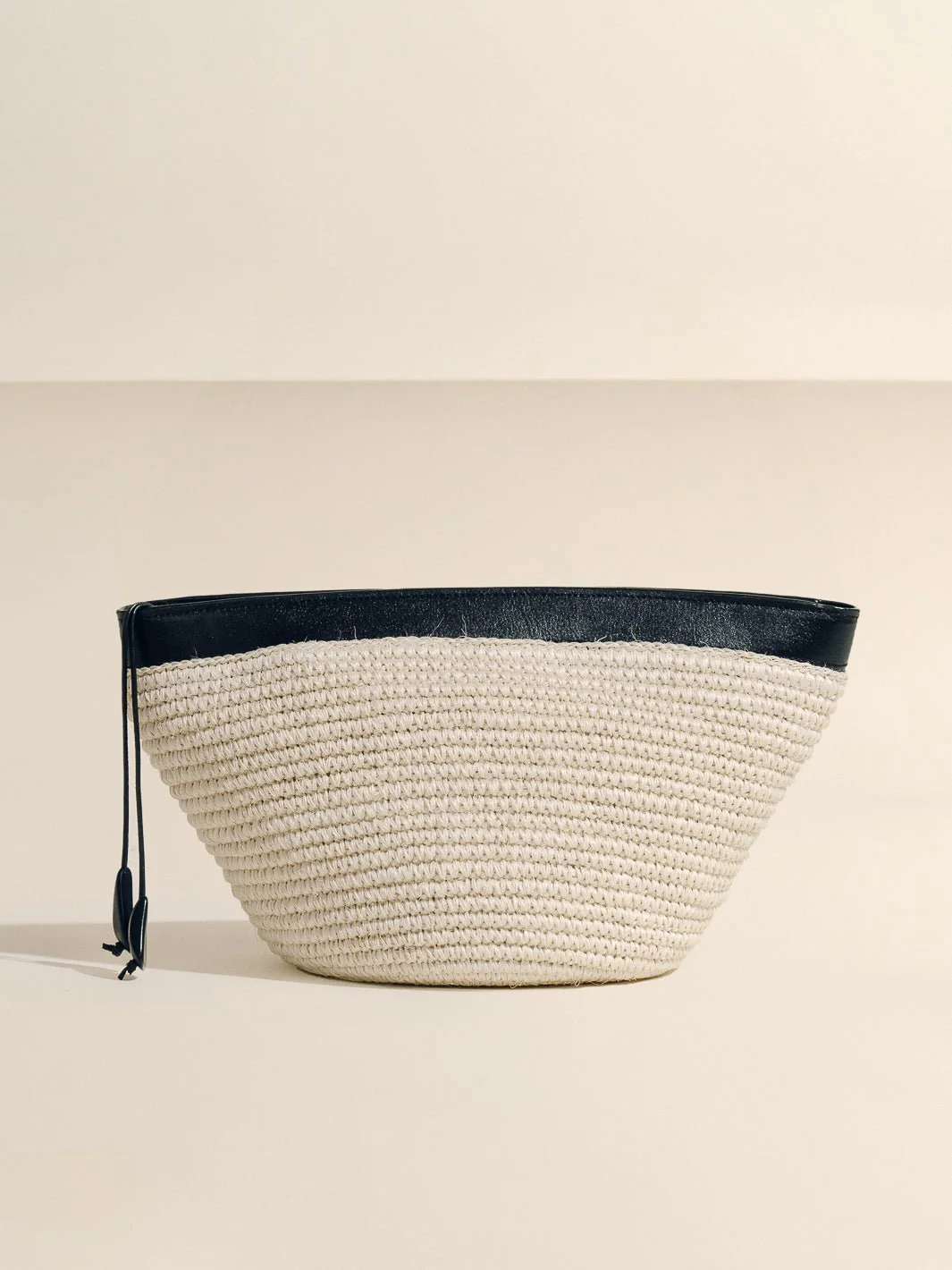 The Large Zip Clutch in Handwoven Fique - Image 6
