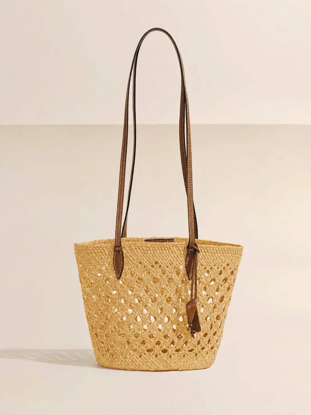 The Lattice Basket in Handwoven Iraca - Image 18
