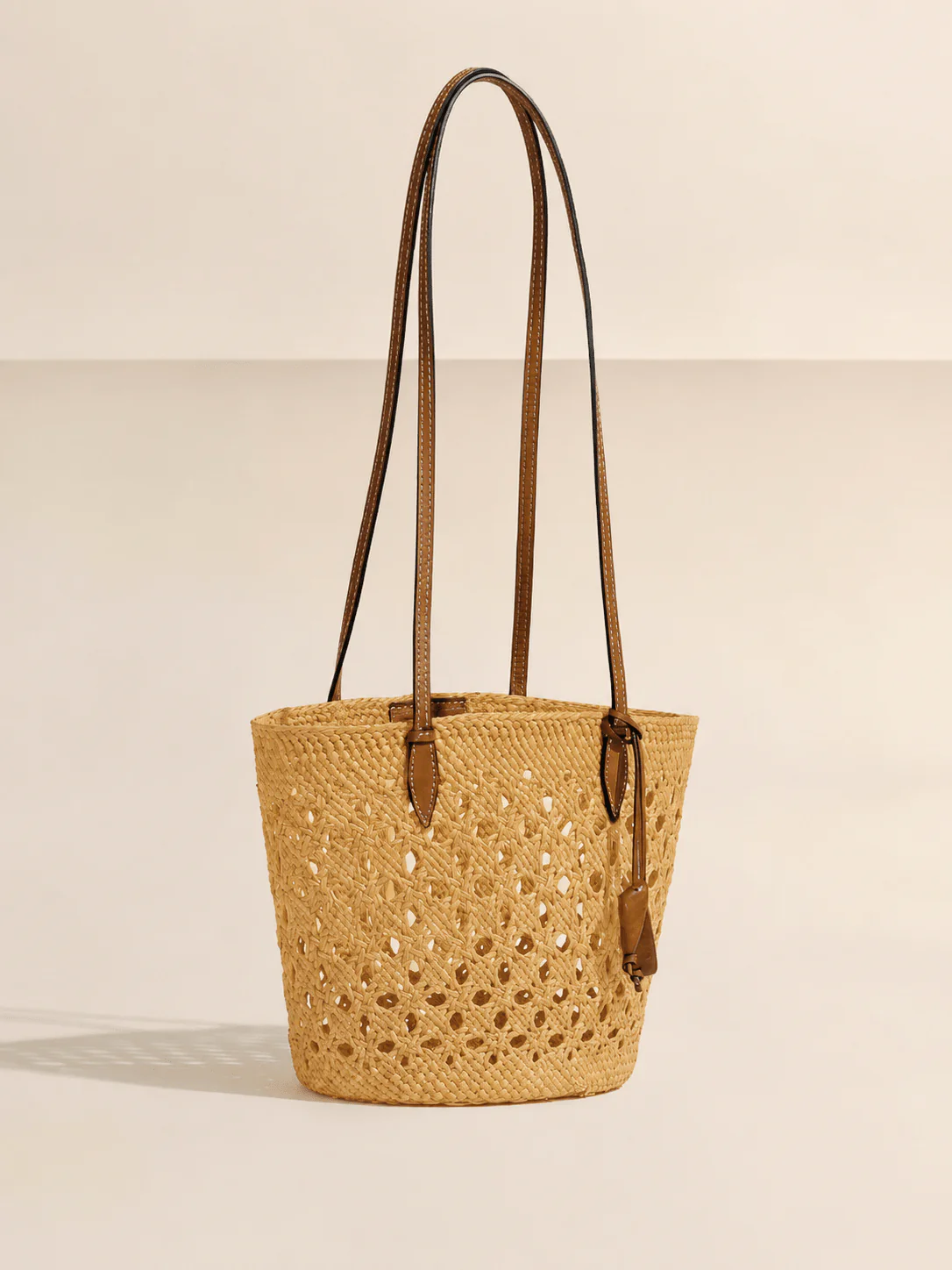 The Lattice Basket in Handwoven Iraca - Image 20