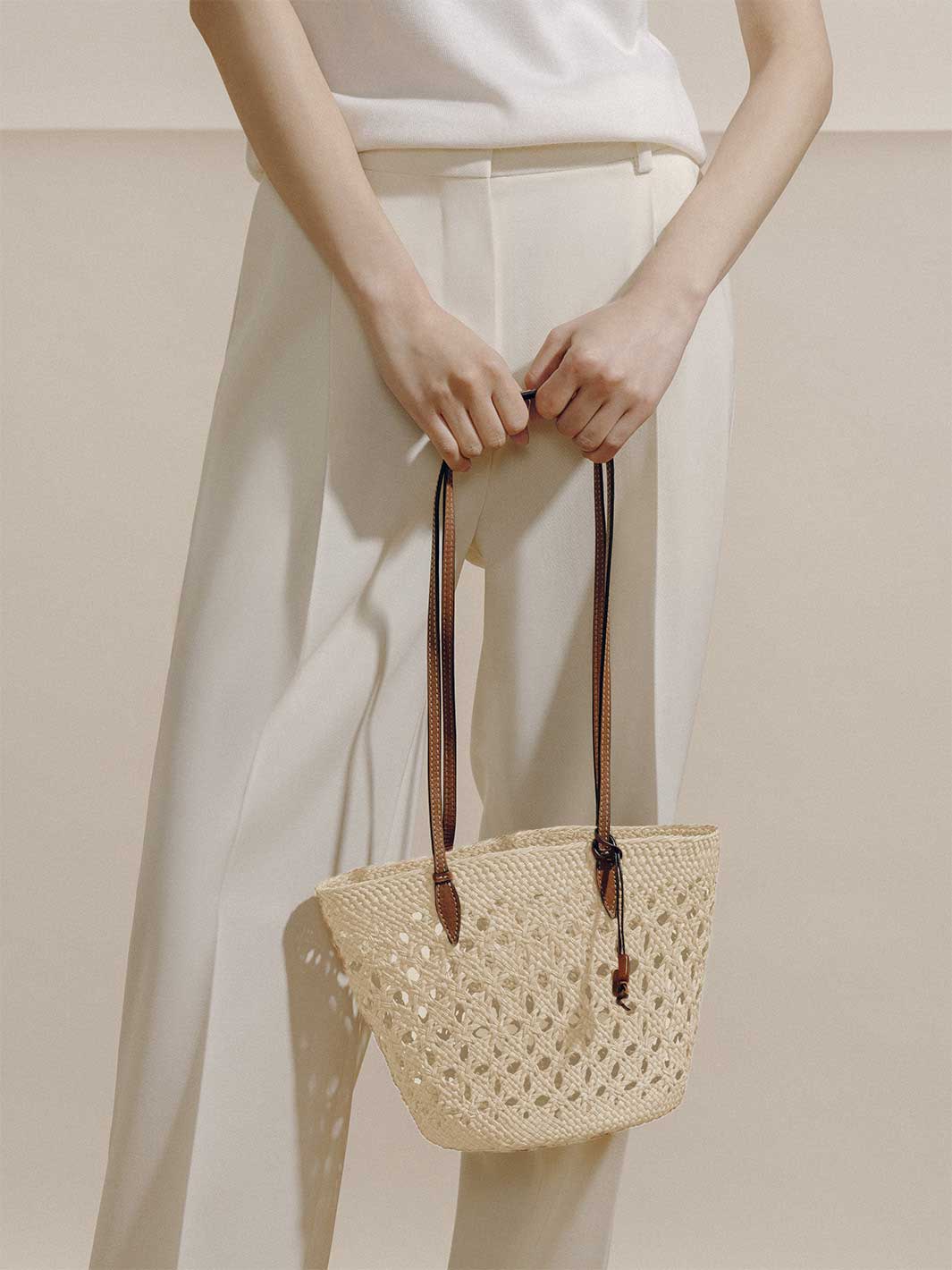 The Lattice Basket in Handwoven Iraca - Image 7