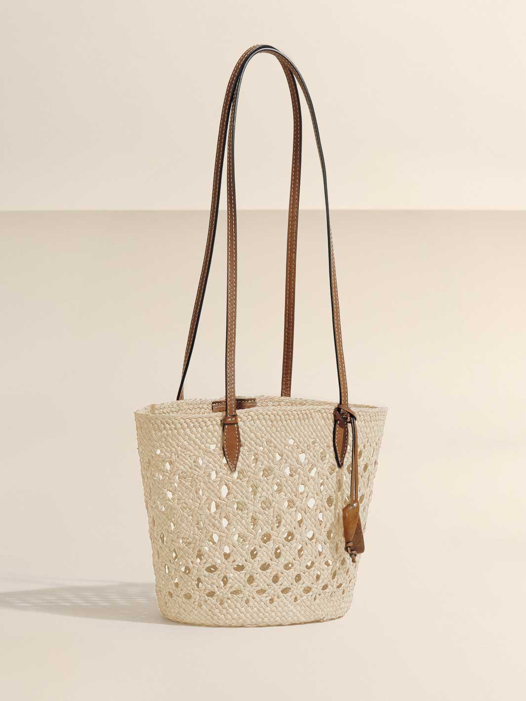 The Lattice Basket in Handwoven Iraca - Image 8