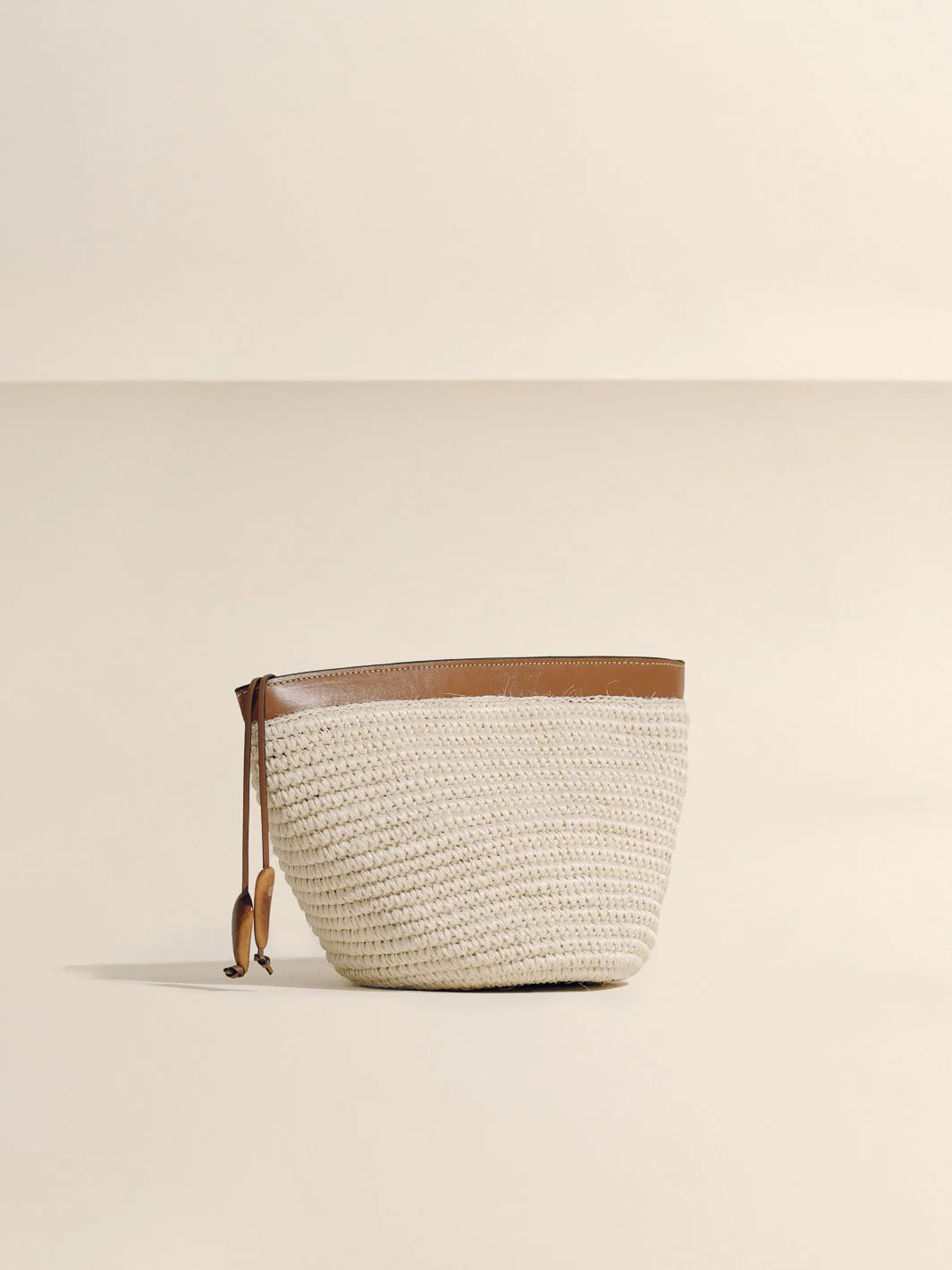 The Medium Zip Clutch in Handwoven Fique - Image 10