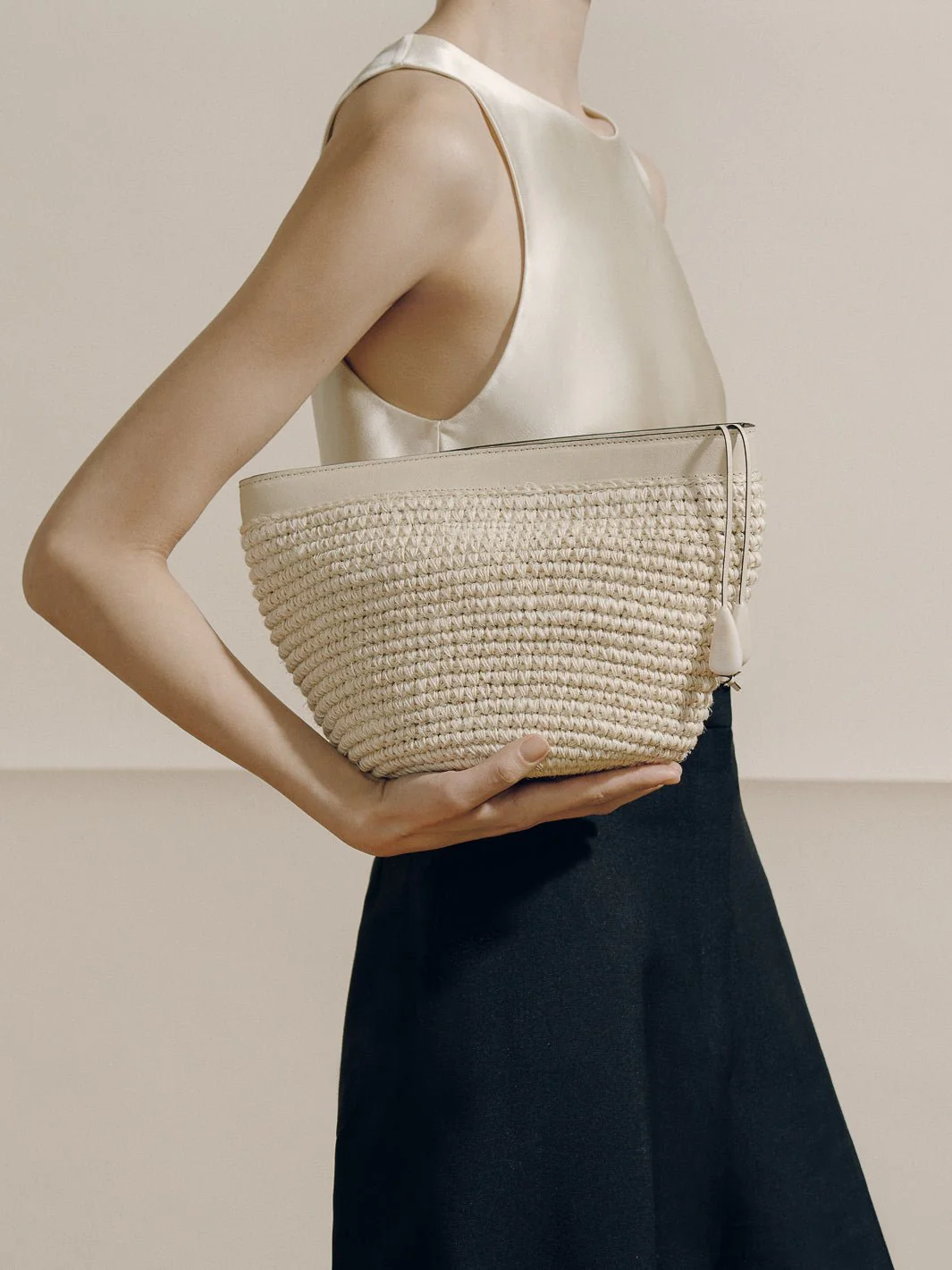The Medium Zip Clutch in Handwoven Fique - Image 22