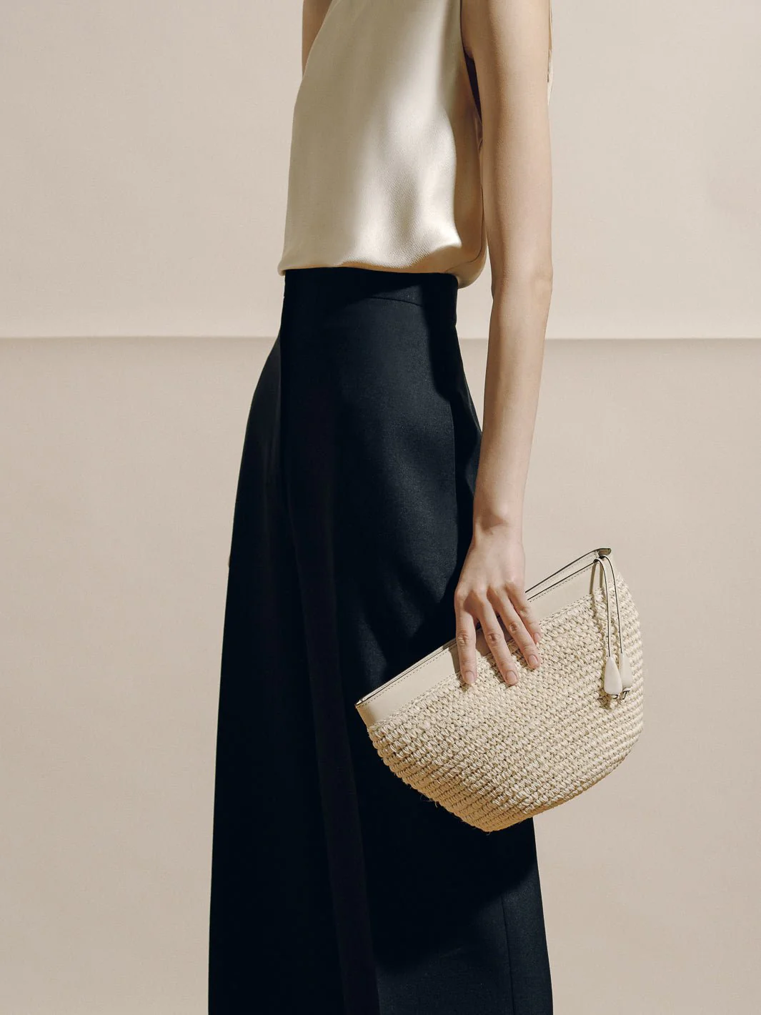 The Medium Zip Clutch in Handwoven Fique - Image 26