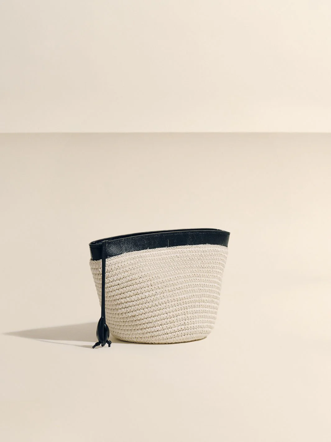 The Medium Zip Clutch in Handwoven Fique - Image 3