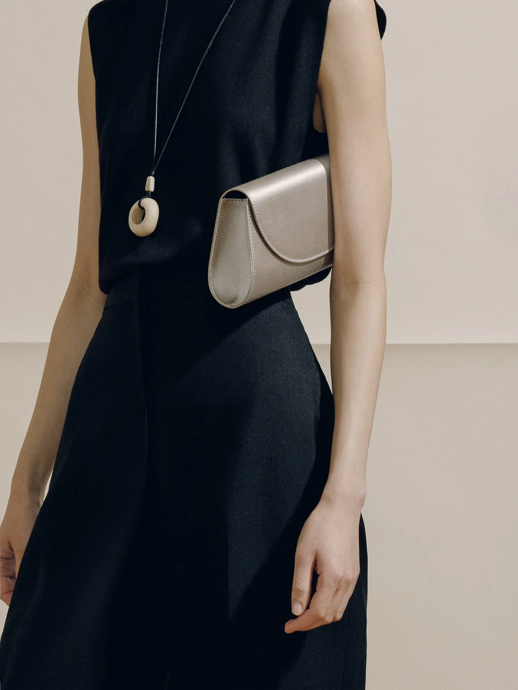 The Opera Clutch in Satin - Image 15