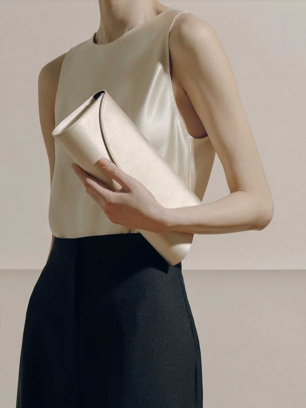 The Opera Clutch in Satin - Image 5