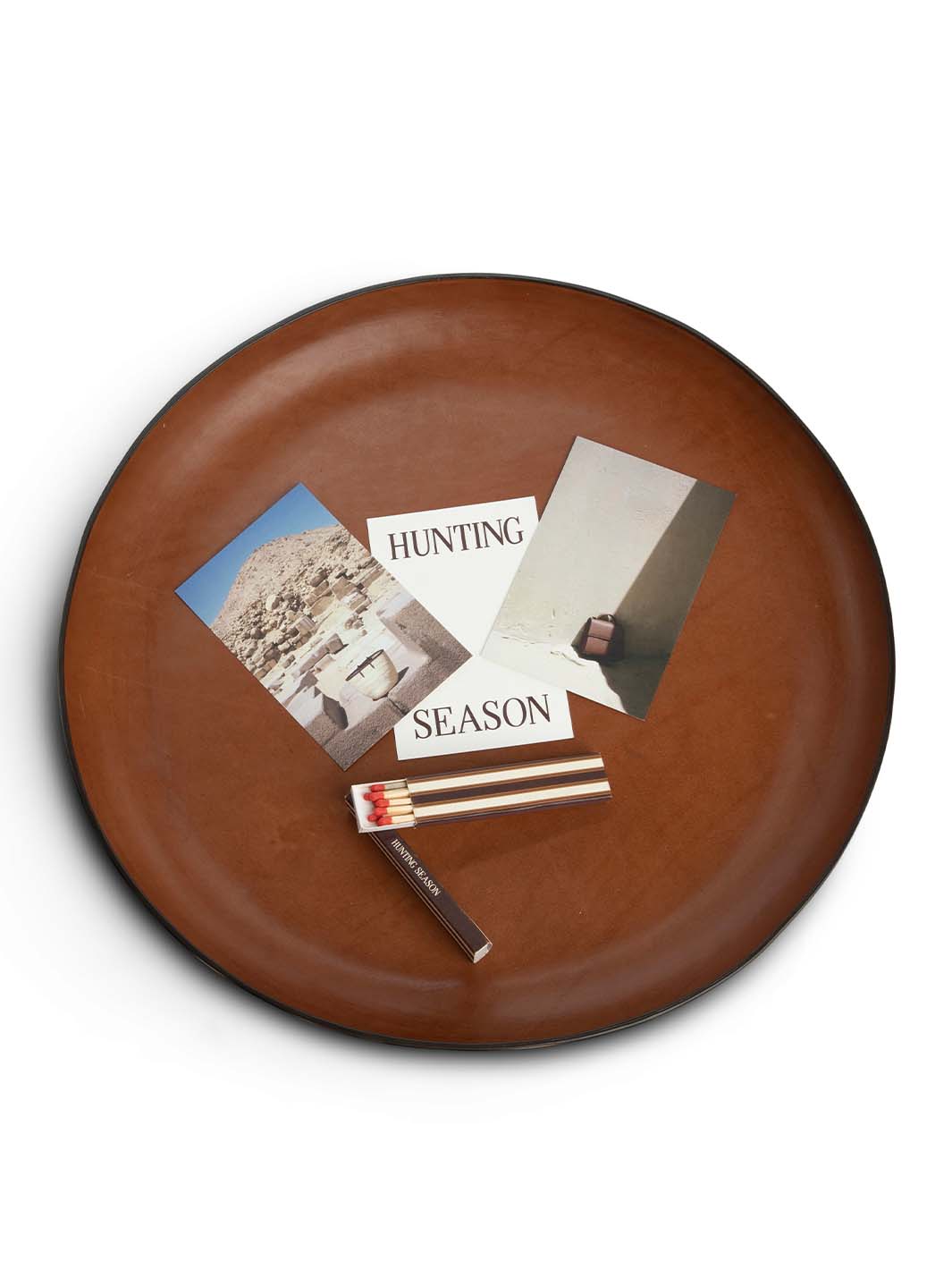The Oversized Tray in Molded Leather - Image 8