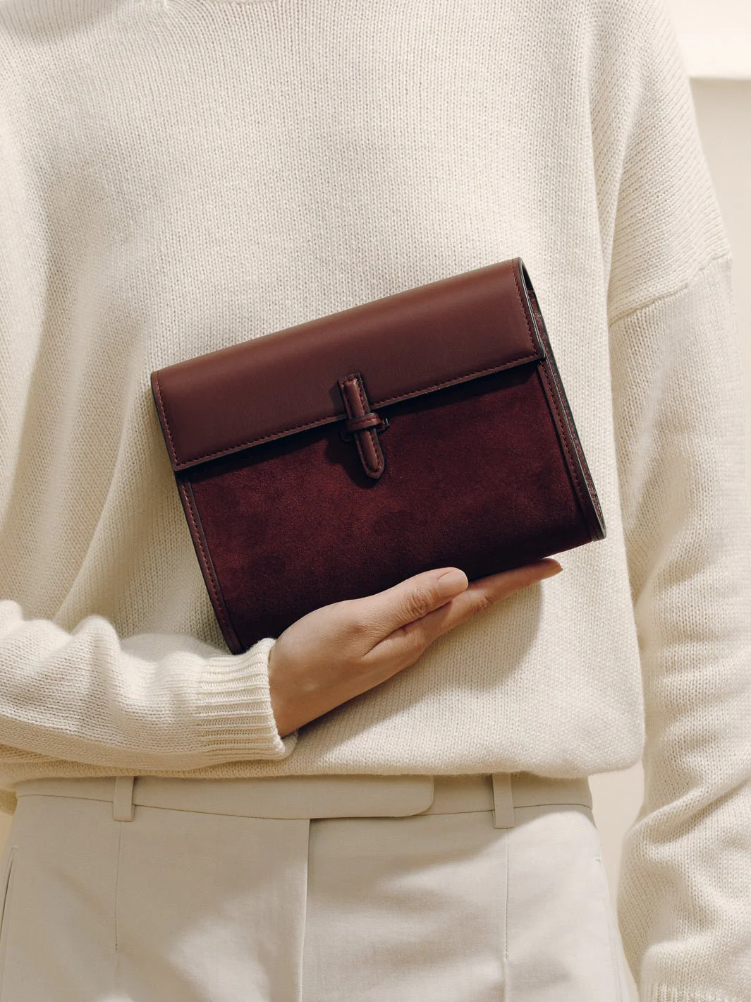 The Small Soft Clutch in Suede - Image 4