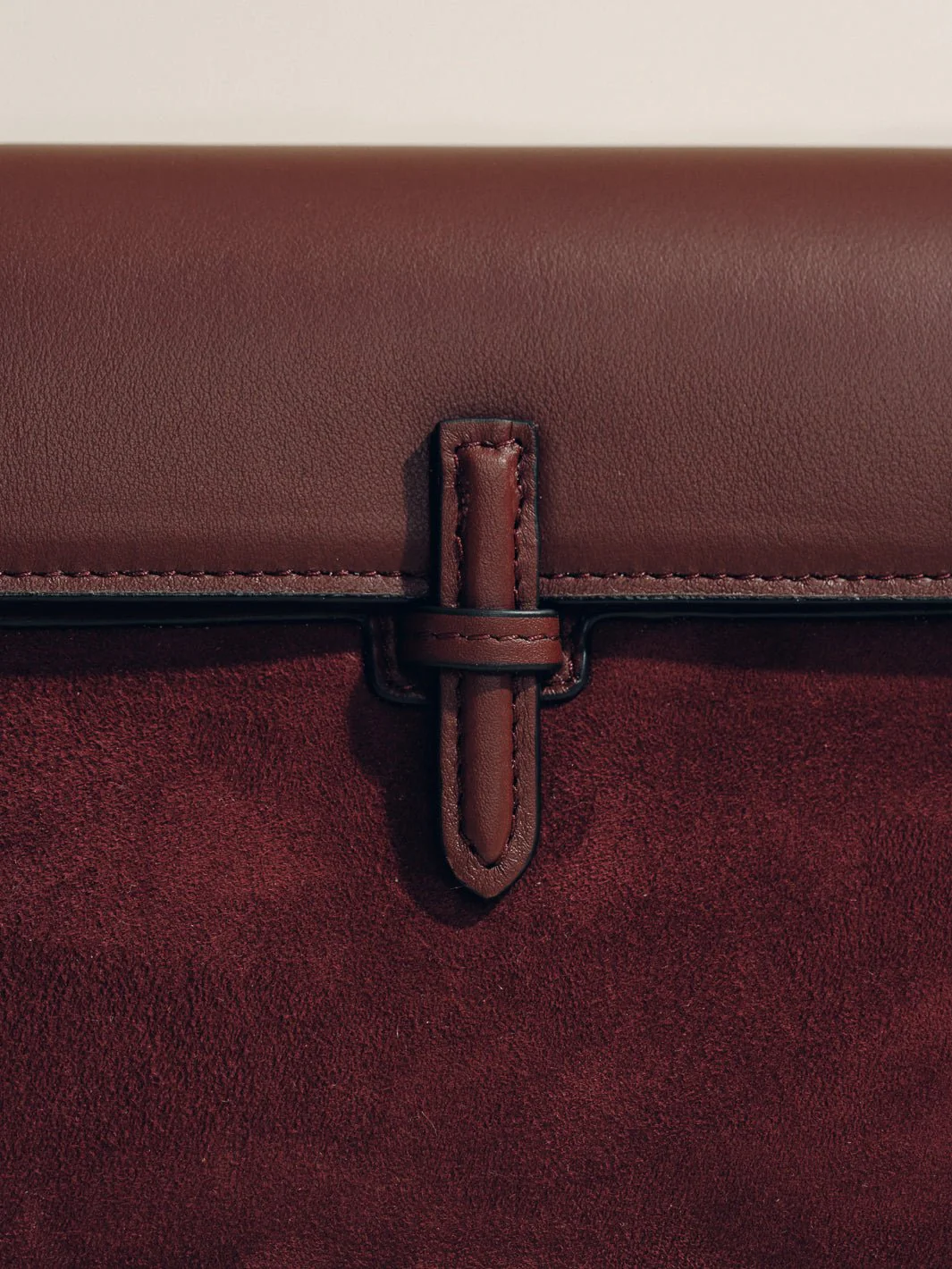 The Small Soft Clutch in Suede - Image 5