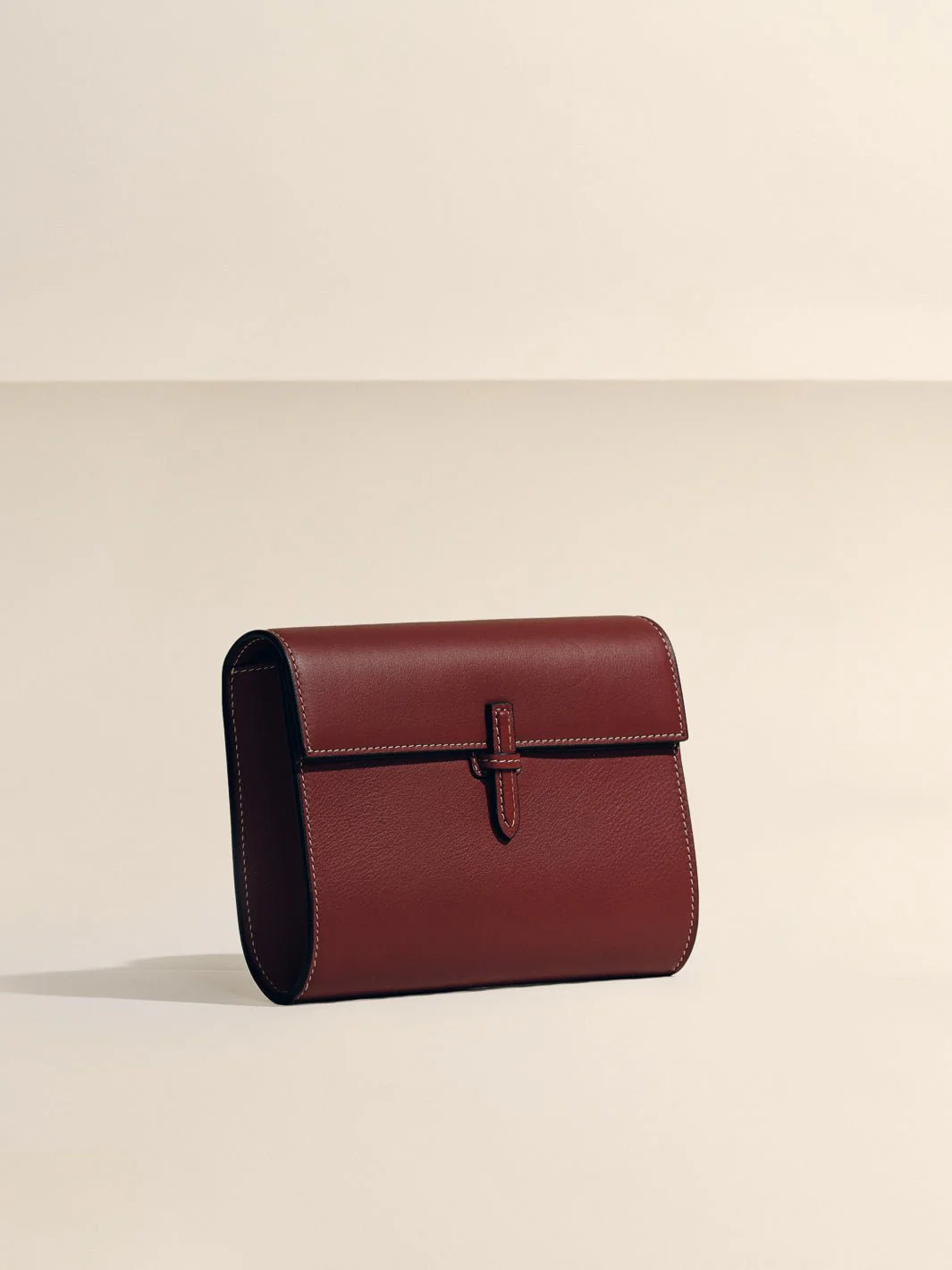 The Small Soft Clutch in Nappa - Image 11