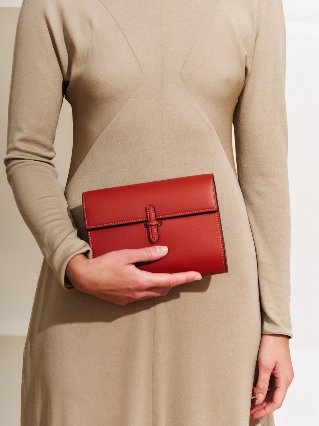 The Small Soft Clutch in Nappa - Image 31