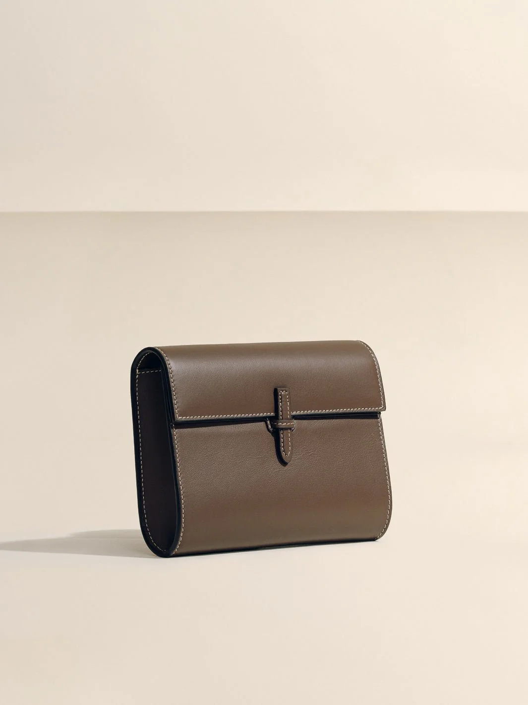 The Small Soft Clutch in Nappa - Image 42