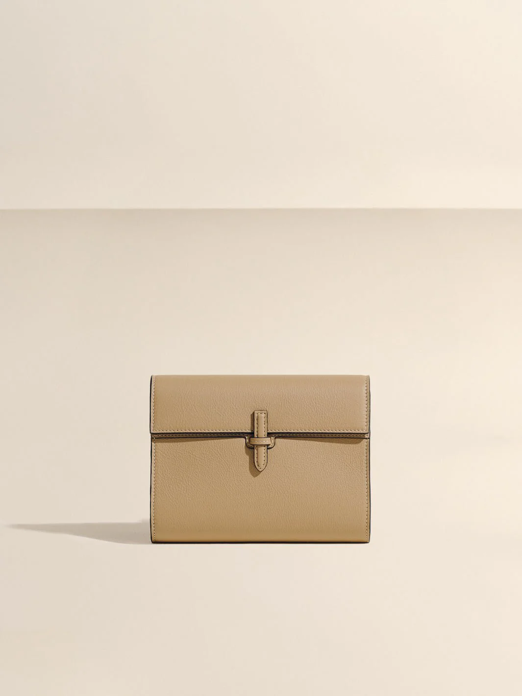 The Small Soft Clutch in Nappa - Image 5
