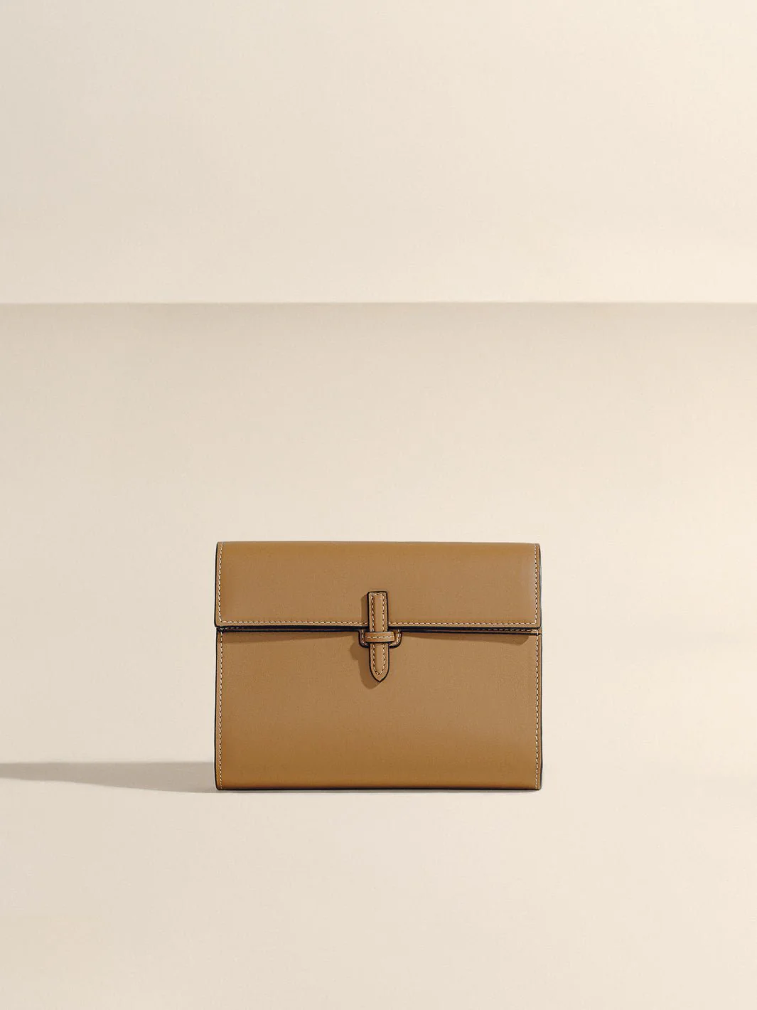 The Small Soft Clutch in Nappa - Image 57