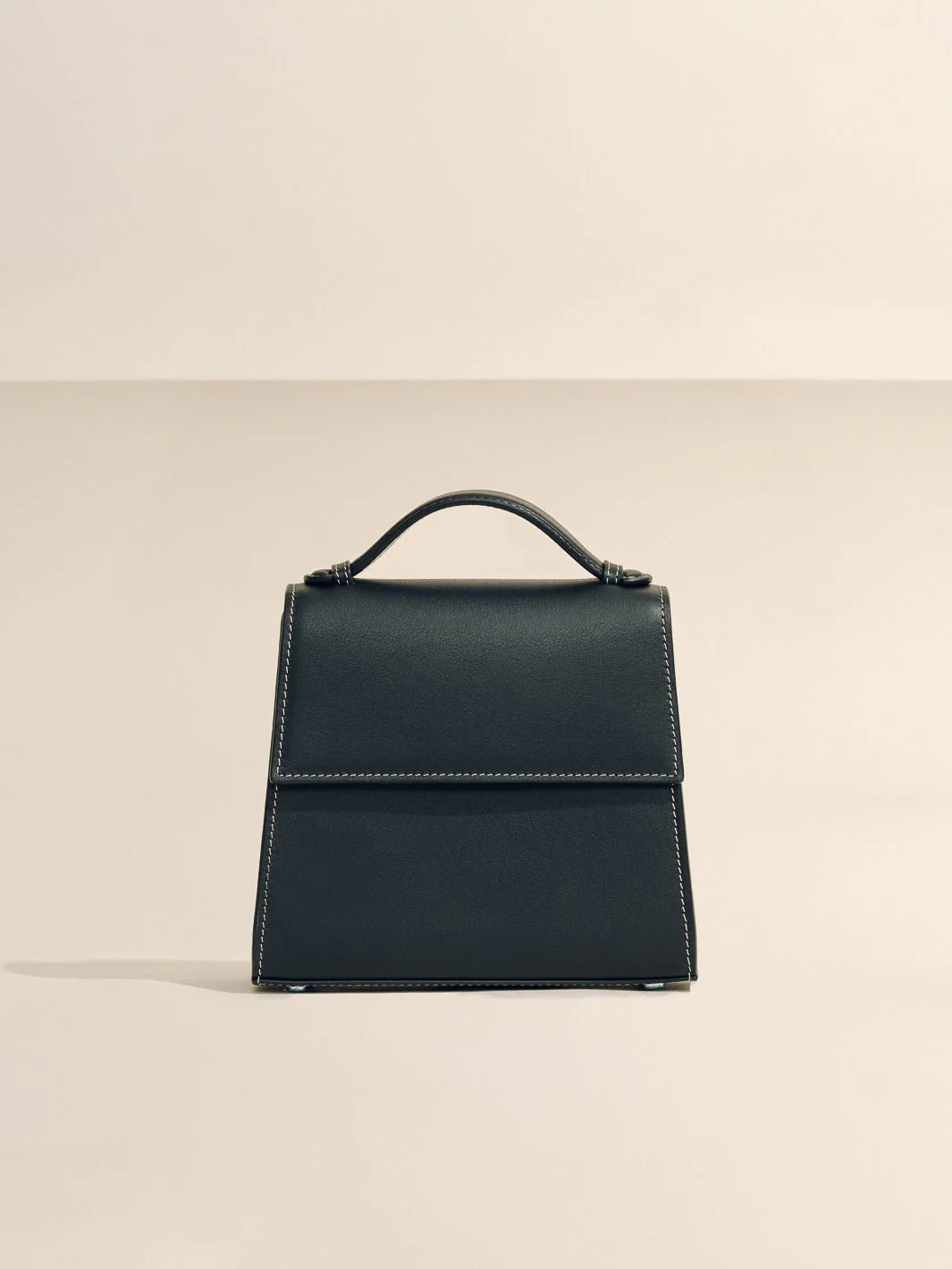 The Small Top Handle in Nappa - Image 11