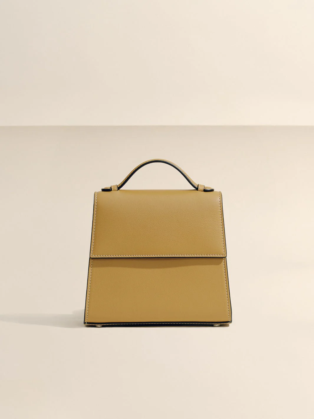 The Small Top Handle in Nappa - Image 34