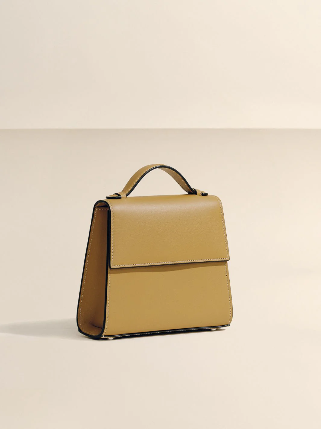 The Small Top Handle in Nappa - Image 36