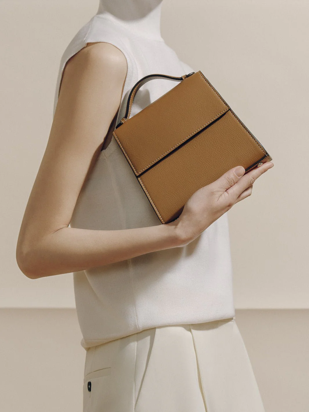 The Small Top Handle in Nappa - Image 53