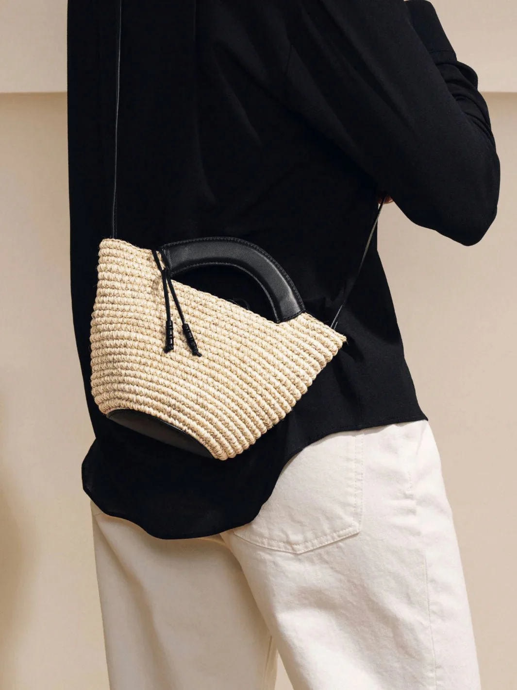 The Small Woven Shopper in Handwoven Fique - Image 4