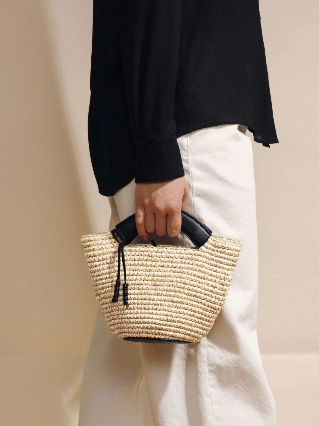 The Small Woven Shopper in Handwoven Fique - Image 5