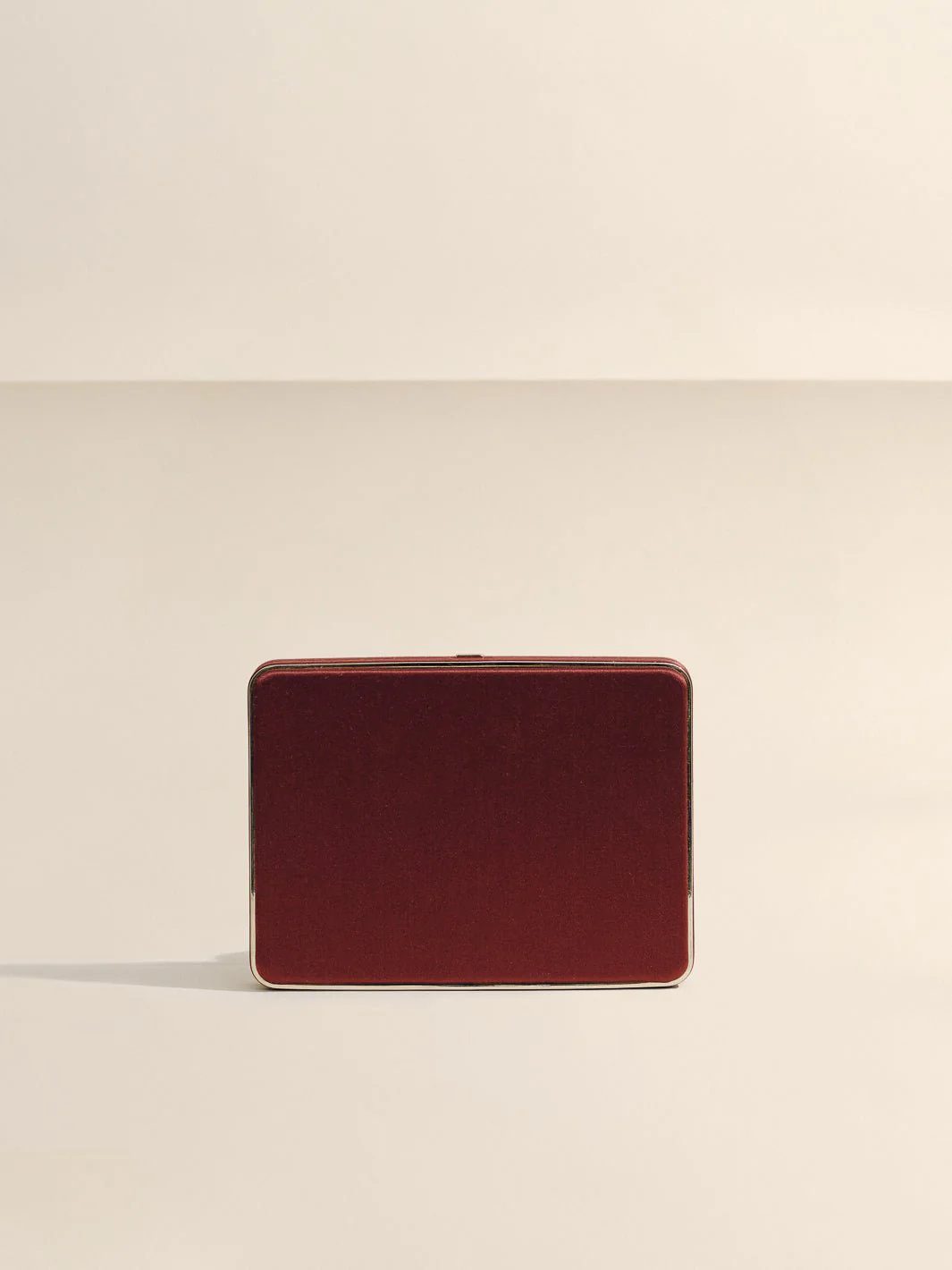 The Square Compact in Satin - Image 7