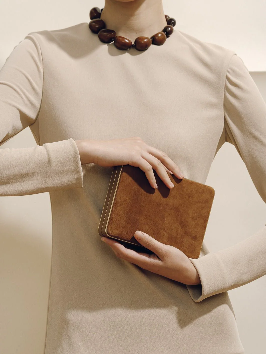 The Square Compact in Suede - Image 6