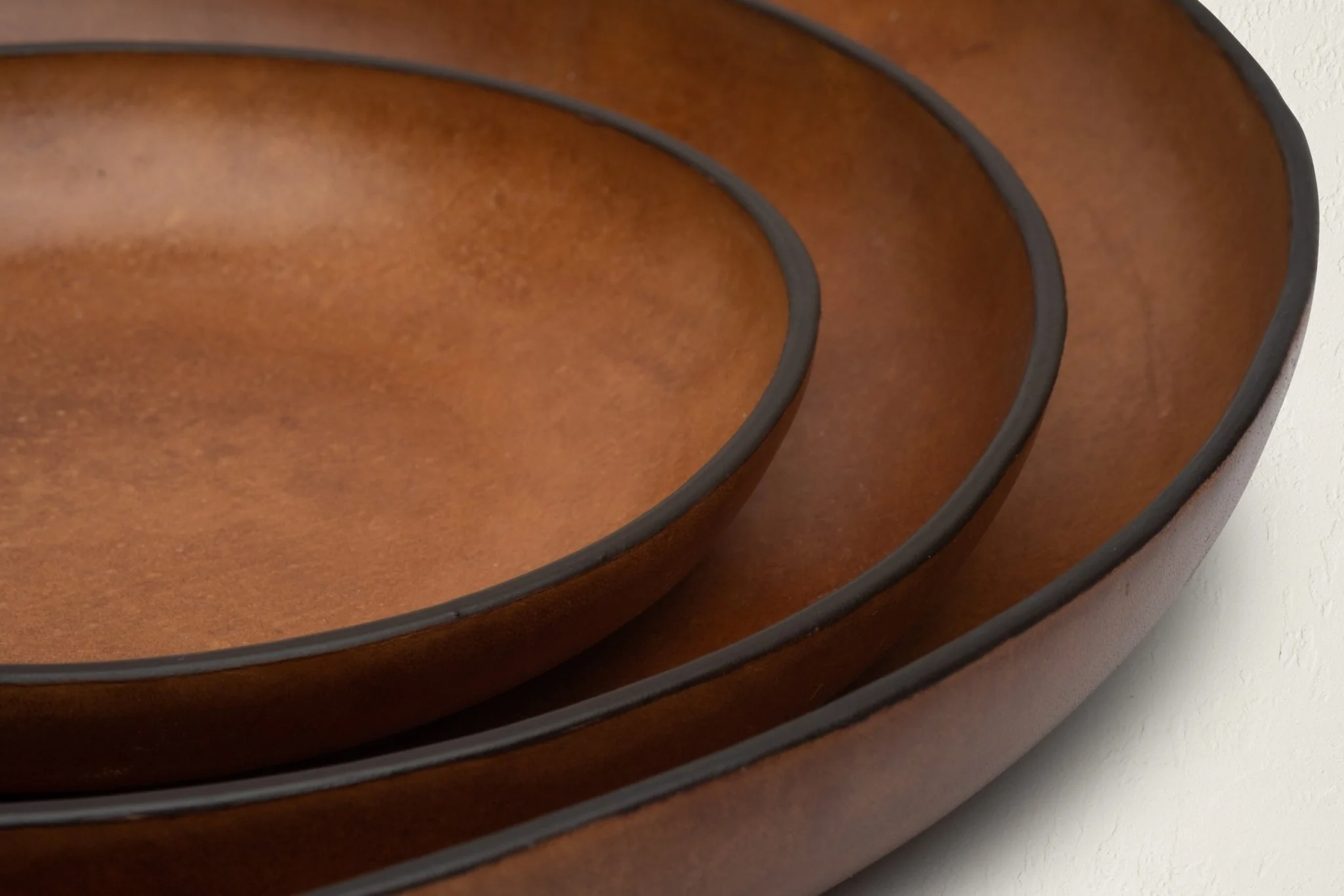 The Tray Set in Molded Leather - Image 3