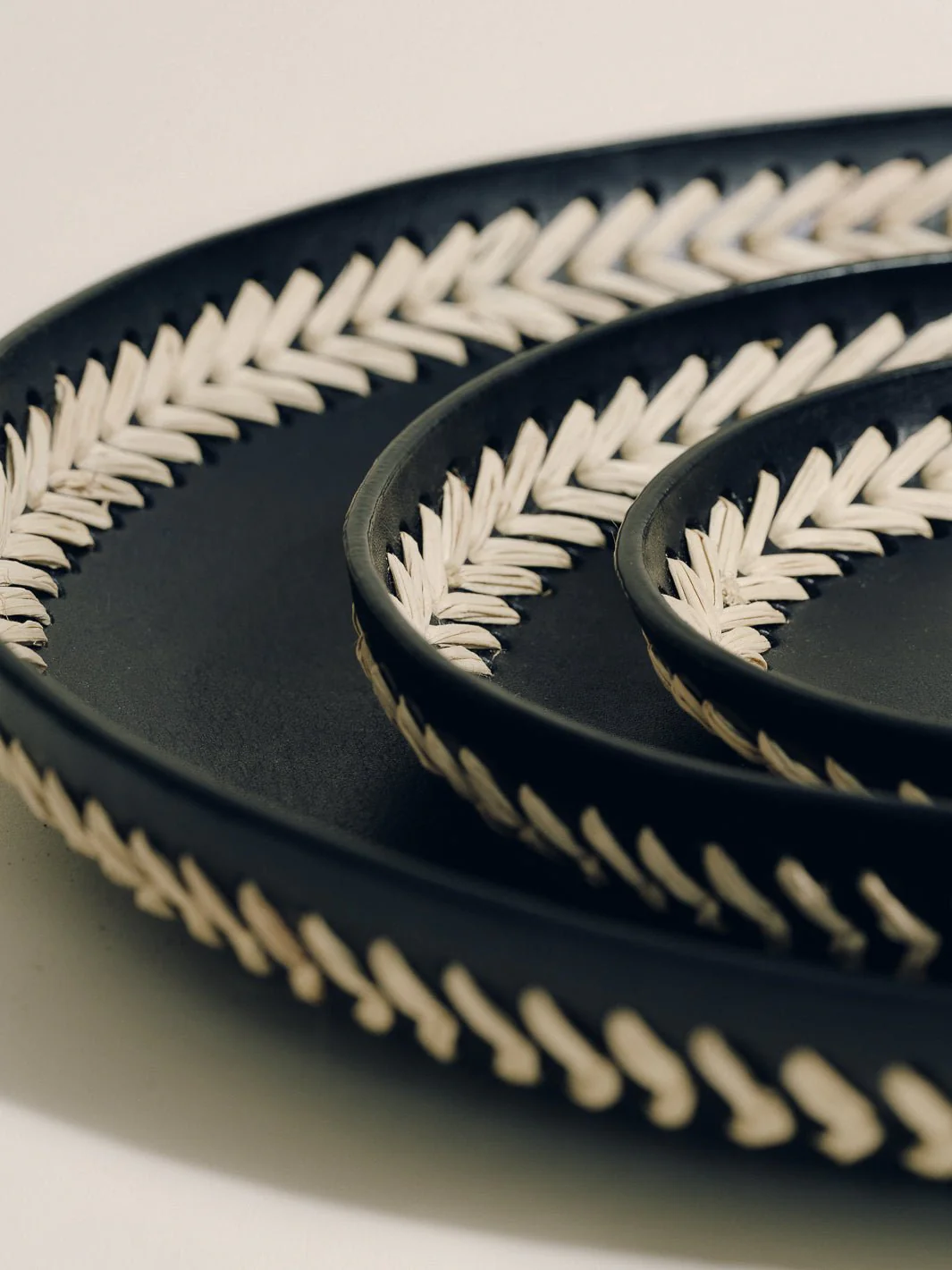 The Tray Set in Iraca Lace Trim - Image 3