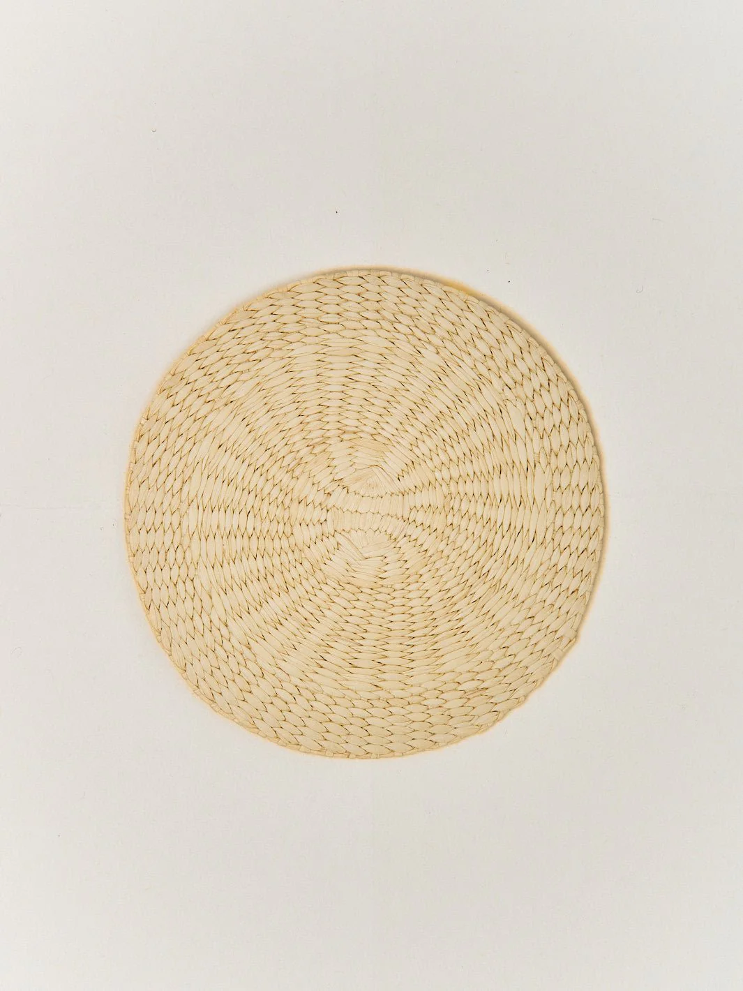 The Handwoven Coaster Set in Iraca - Image 5